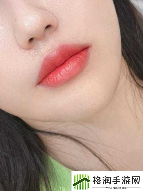 水蜜桃唇蜜嘟嘟唇