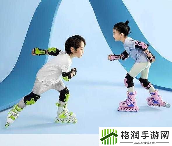 小孩一起差差轮滑鞋免费