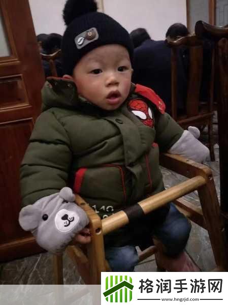 臭小子姨妈腰快断了1.臭小子的姨妈腰快断了谁来救她