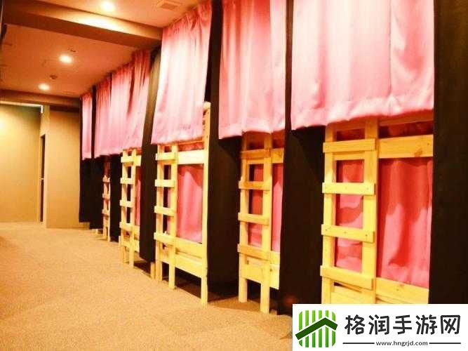 胶囊旅馆里传播热量樱花的独特景象