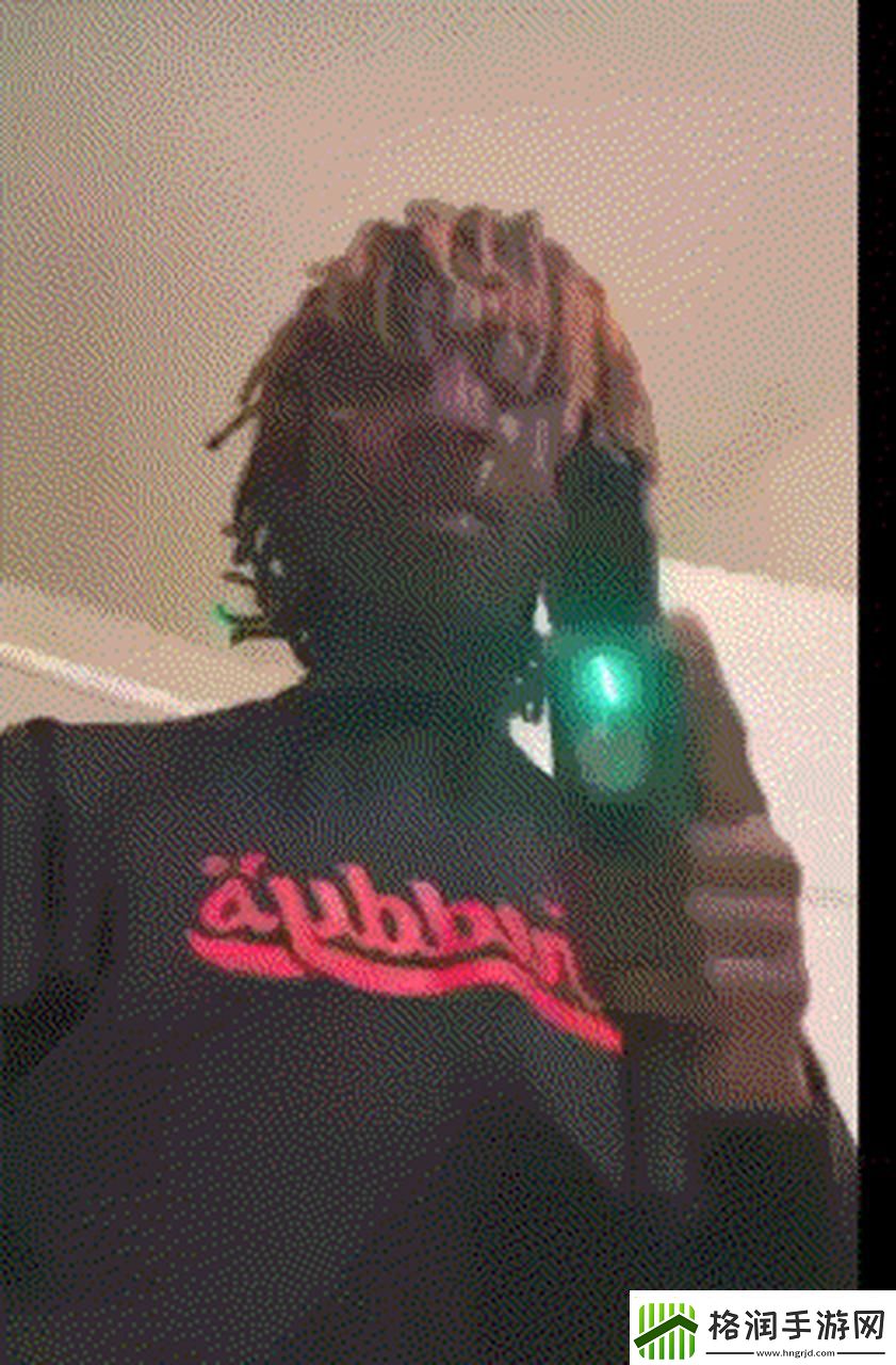 17岁说唱界奇才玩枪炫酷