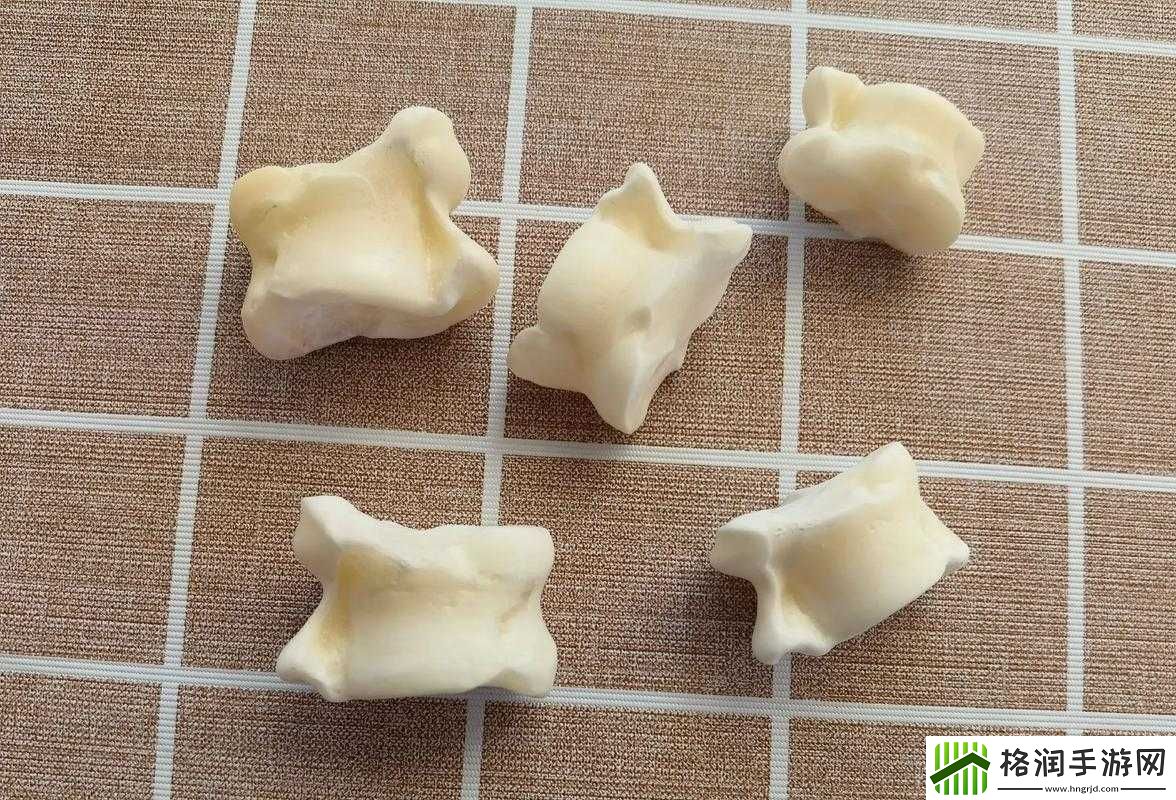 捡到同桌小玩具的开关