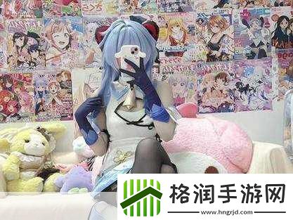 俄17岁最萌女汉子爆红网络