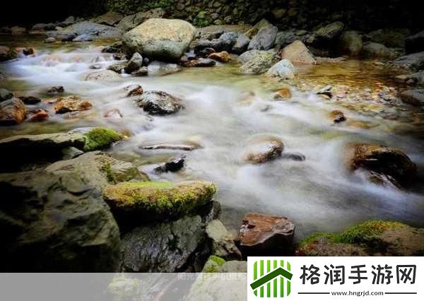 黄龙风景区溪水潺潺的秘密