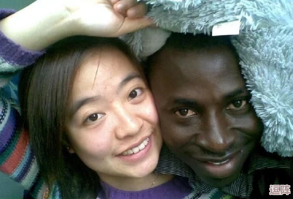 初尝黑人巨女子呦嗷叫