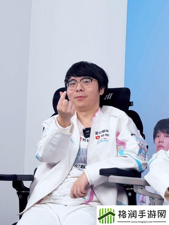 BLG战队做客抖音傲风直播间