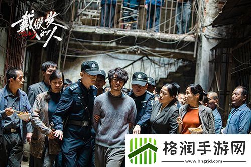 电影戴假发的人今日官宣定档11月16日