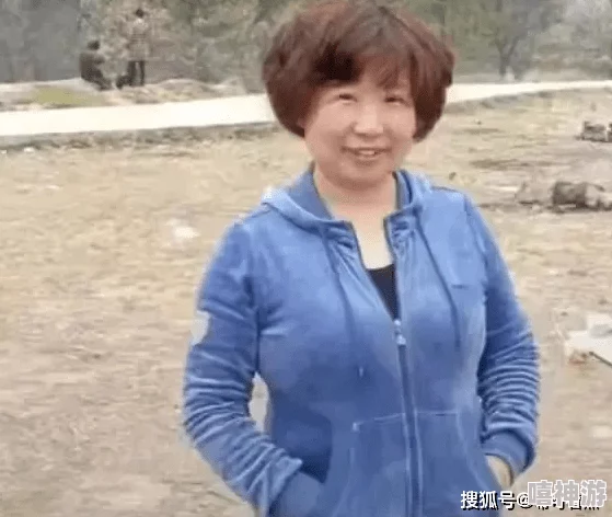 动漫裸体女