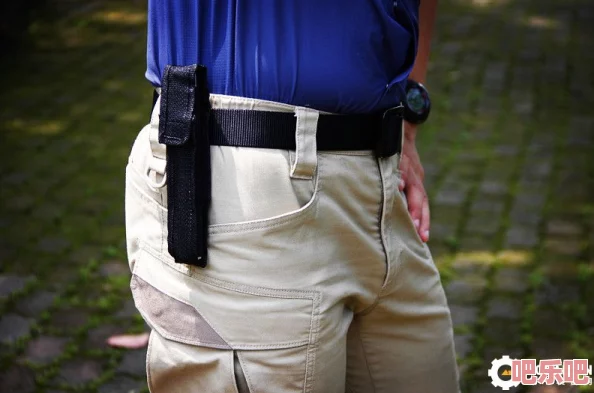 你裤子里怎么有一根棍子