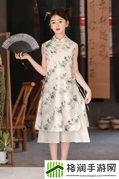 南大旗袍女神戴颖风靡络