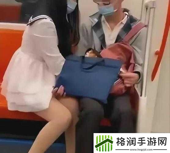 公交车上猛男的粗长勃起