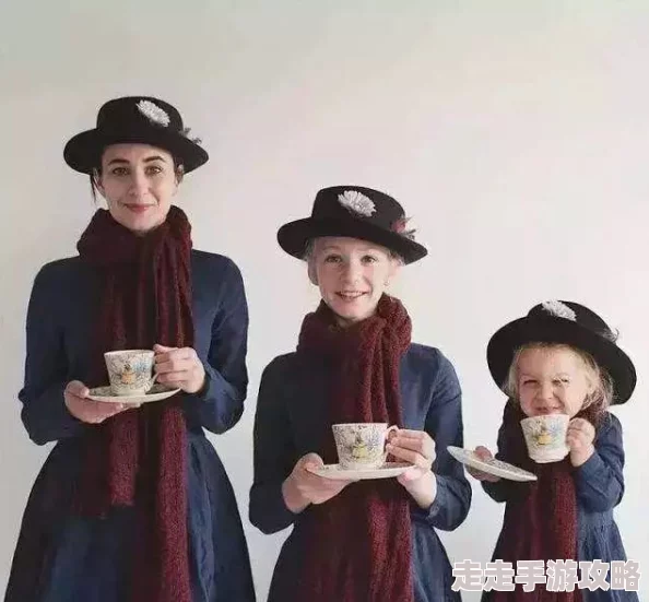 高冷女侠双乳被揉捏