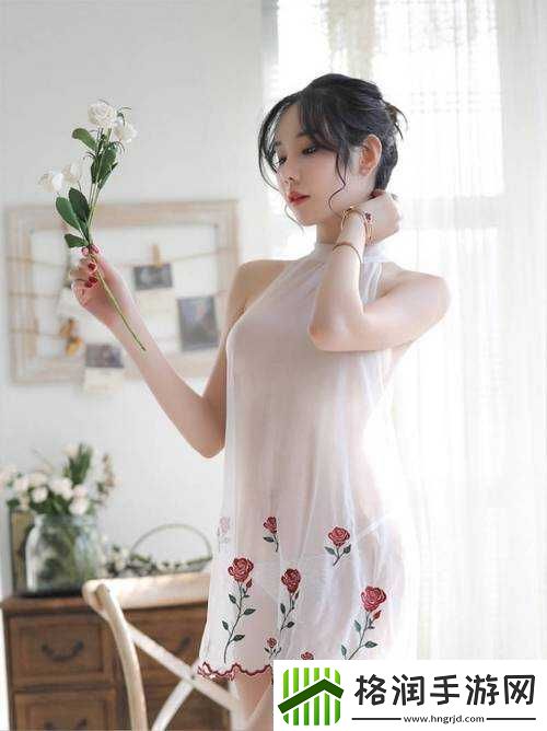 情趣内衣模特火辣**