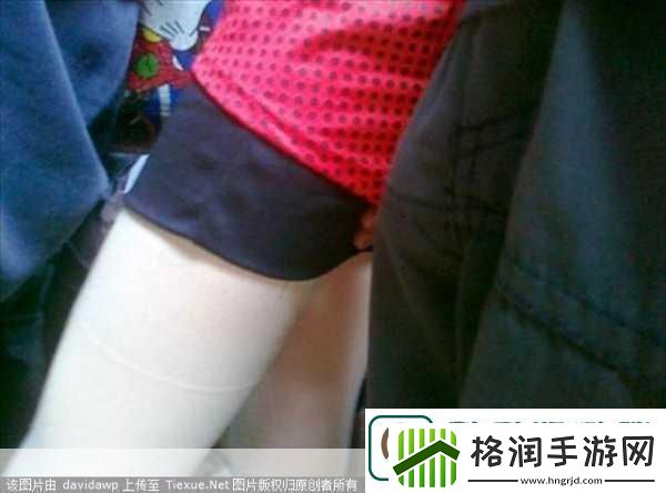 公交车上的咸猪手1.公交车上的咸猪手