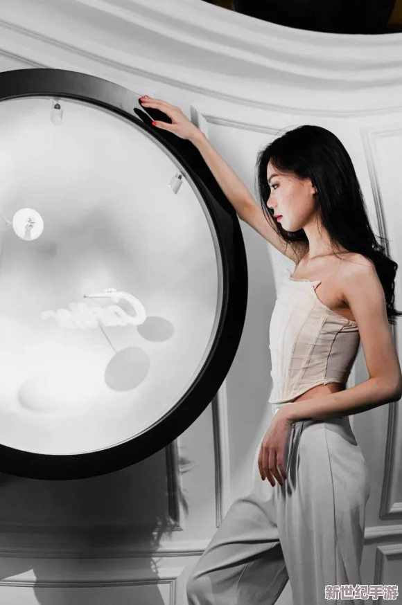 探索全黄A一级裸片的艺术魅力