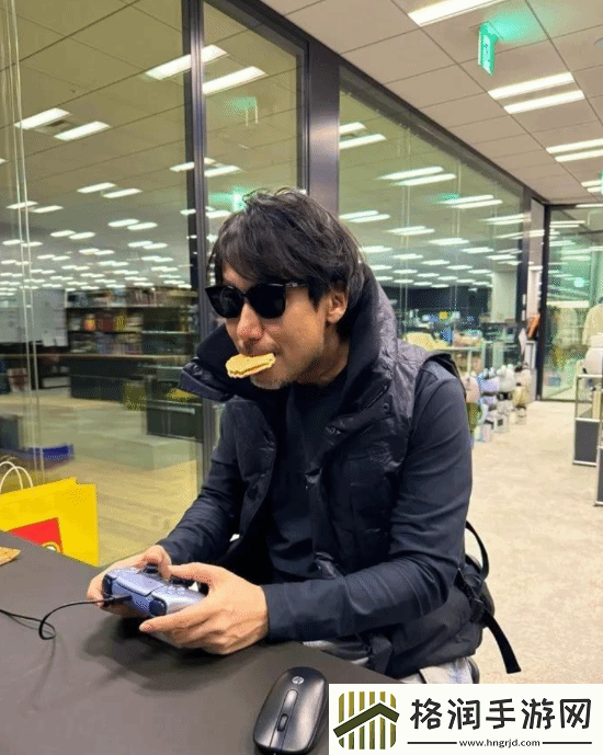 UP主质疑大张伟PS5广告引众怒