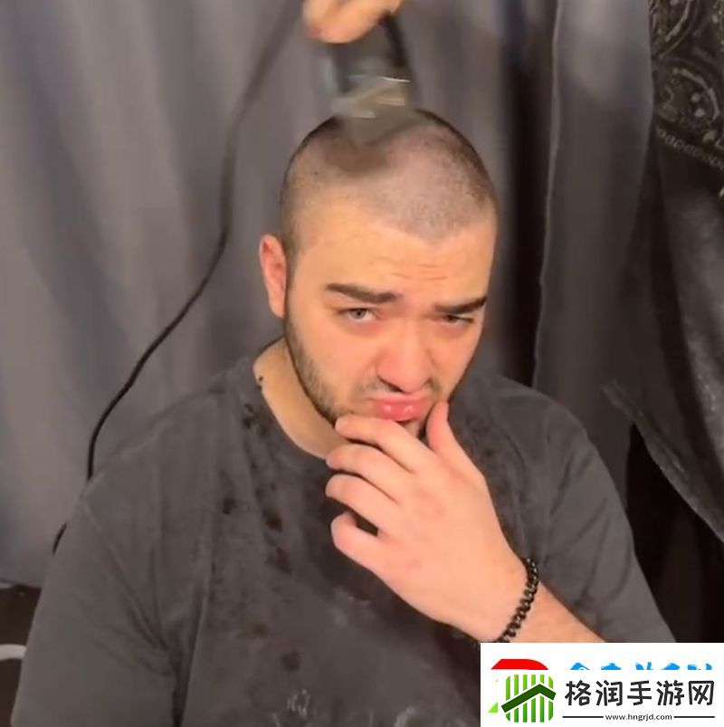 n0rb3r7兑现承诺剃光头