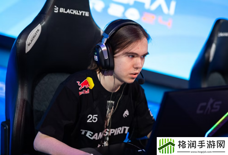 donk及ZywOo首秀年对比