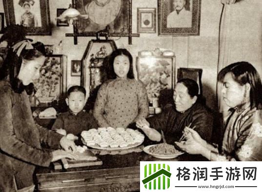 “y1uan大家惨”背后的狂欢