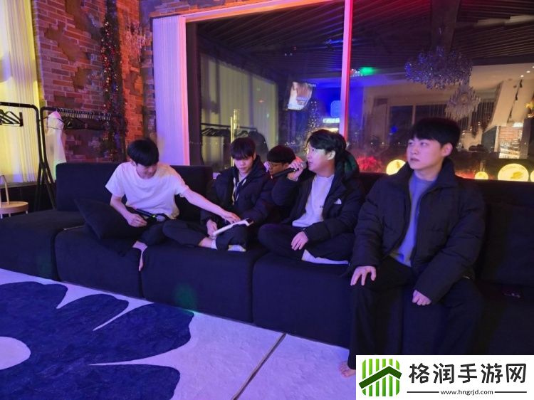 DK战队Coo晒团建合照