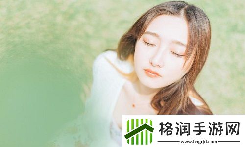 瞒着老公加班的HR中字