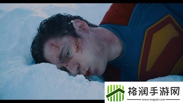 滚导DC新片超人首曝预告