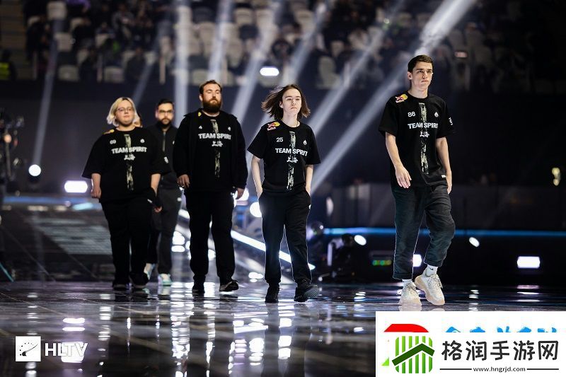 Spirit成为第二支同时赢得CS