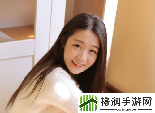 她开始慢迎迎合