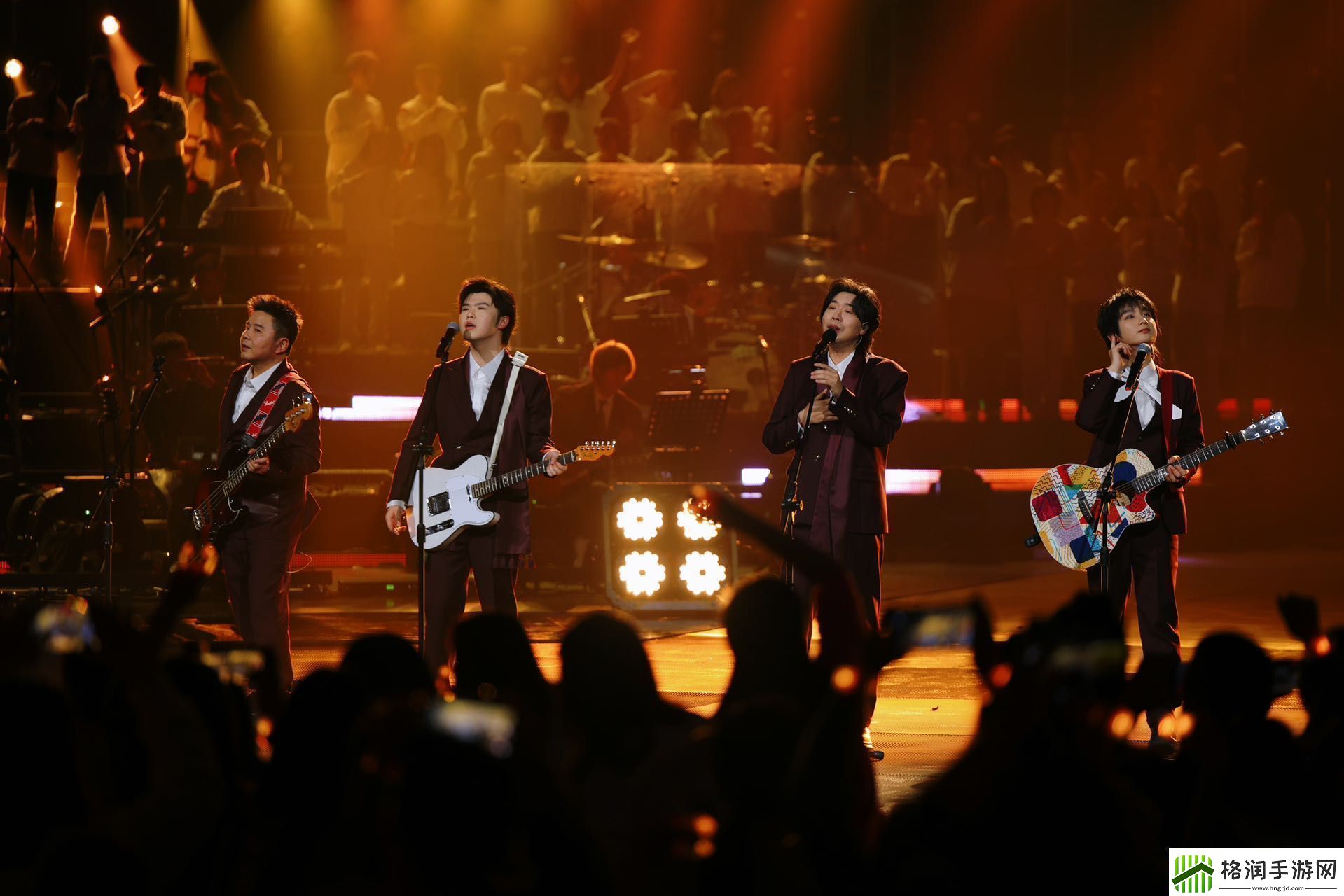 水木年华亮相2025北京卫视跨年晚会