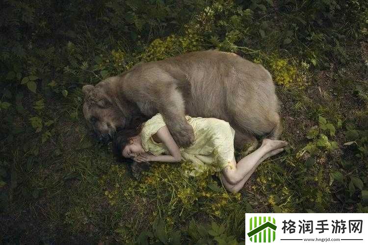 非洲美女与动物交