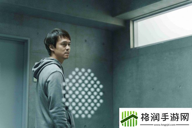 丸山隆平送快递为金子慰问品店揭幕