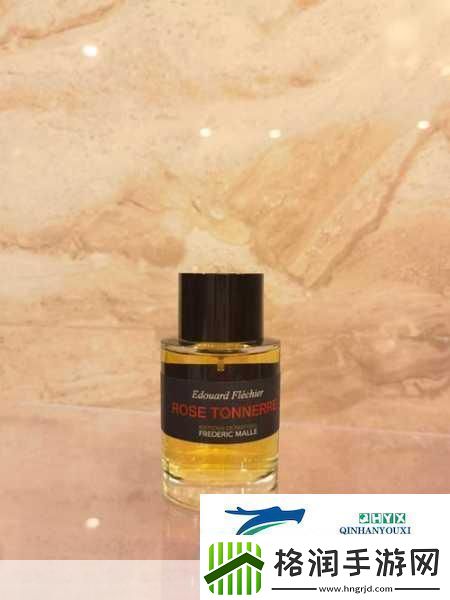 夜色玫瑰比无人区玫瑰贵多少