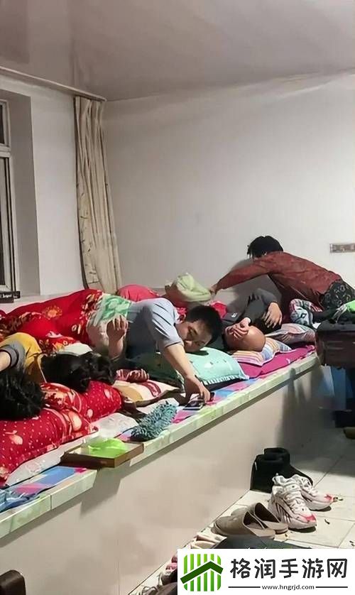 大炕上的**交换农村乱睡