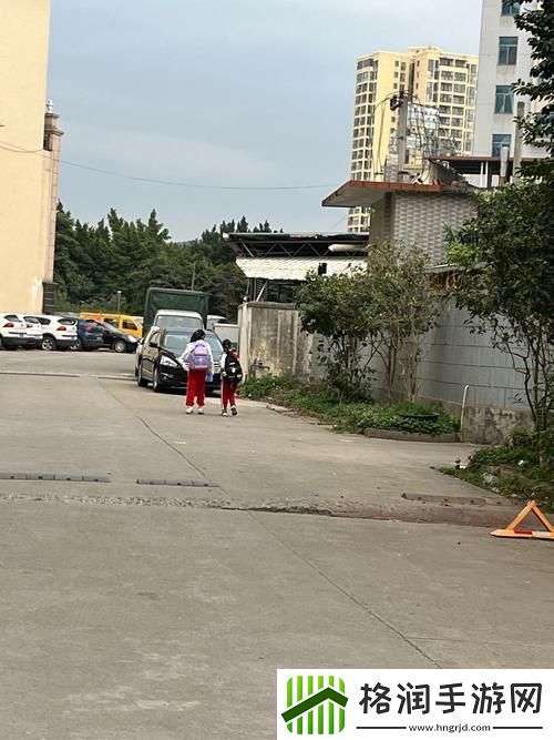 公交车上C了两个小学生