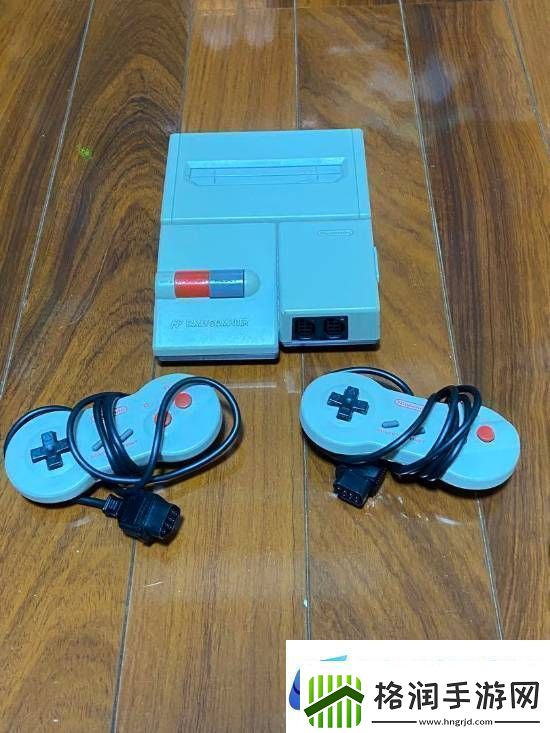 1052盒FC游戏卡带震撼拍卖！差一盒即可全收集