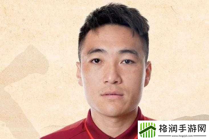 大学足球教练王猛与陈磊