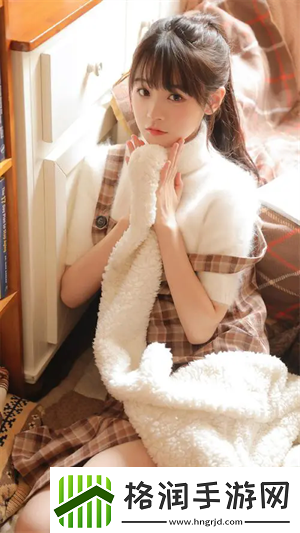 谁在玩臭小子姨妈腰快断了水多背后网友细扒