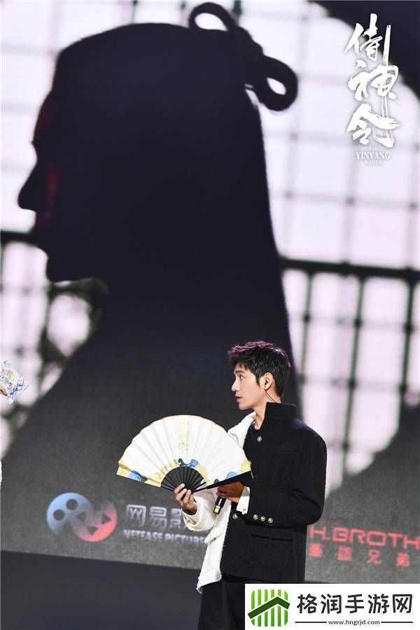 陈坤携侍神令空降上海漫展笑称影版晴明不是非洲阴阳师