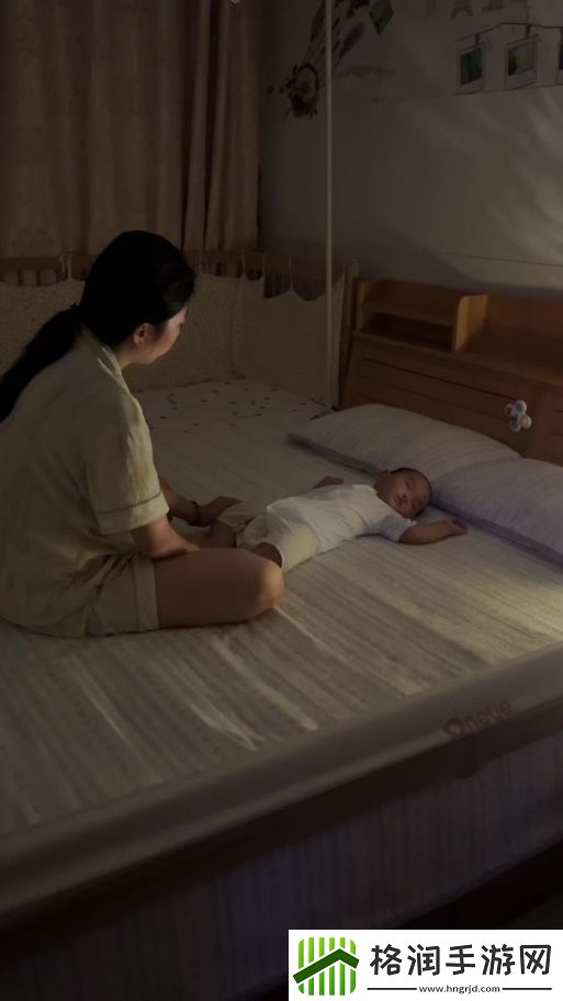 探寻“妈妈装睡让孩子不出门电影”的教育启示