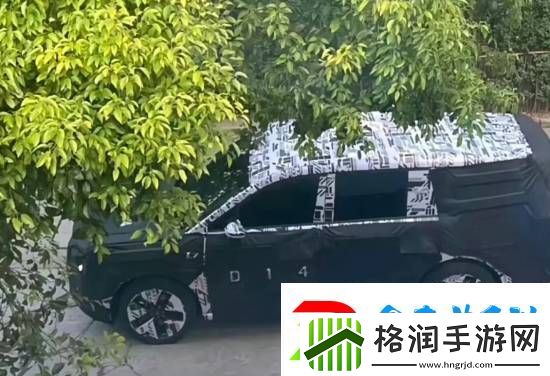 小米第三款车型谍照曝光