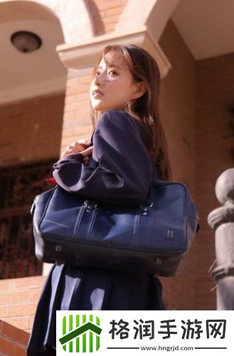 坤坤寒进桃子里嗟嗟嗟视频疯狂走红背后不可告人的故事