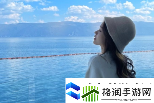 一边下奶一吃敷视频好几个人