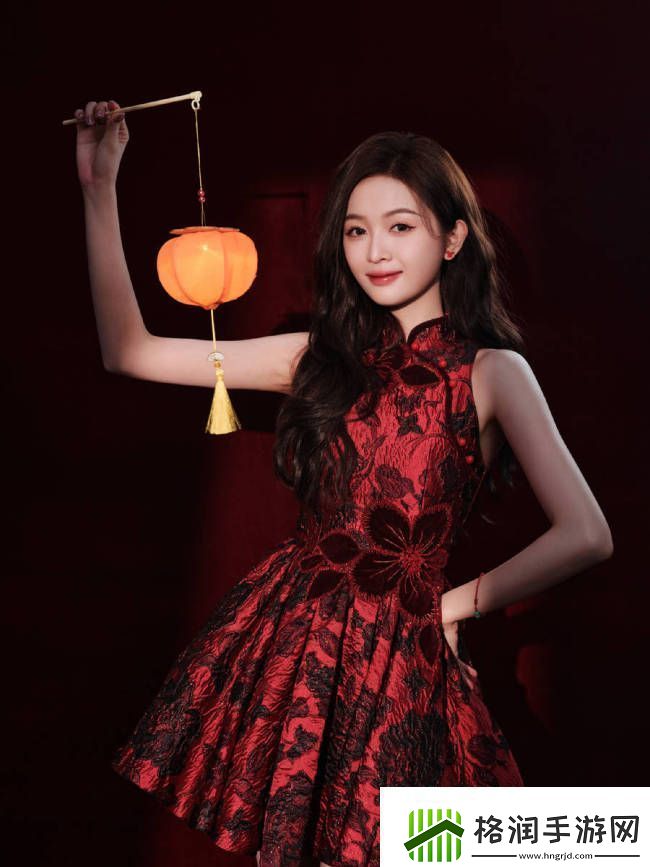 吴宣仪元宵晚会造型释出穿红色露背裙明艳动人