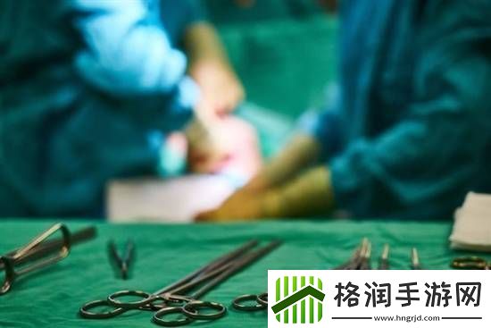 印度一男子因生吞小鸡窒息而亡