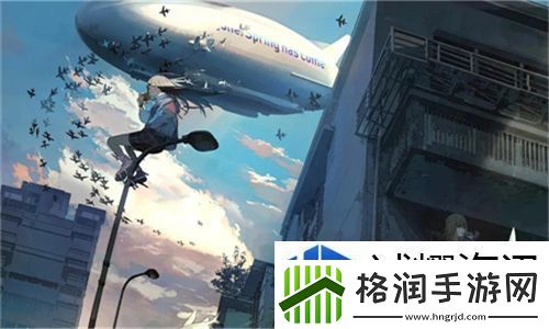 兰姨捂着嘴怕发出声音吵到小区邻居