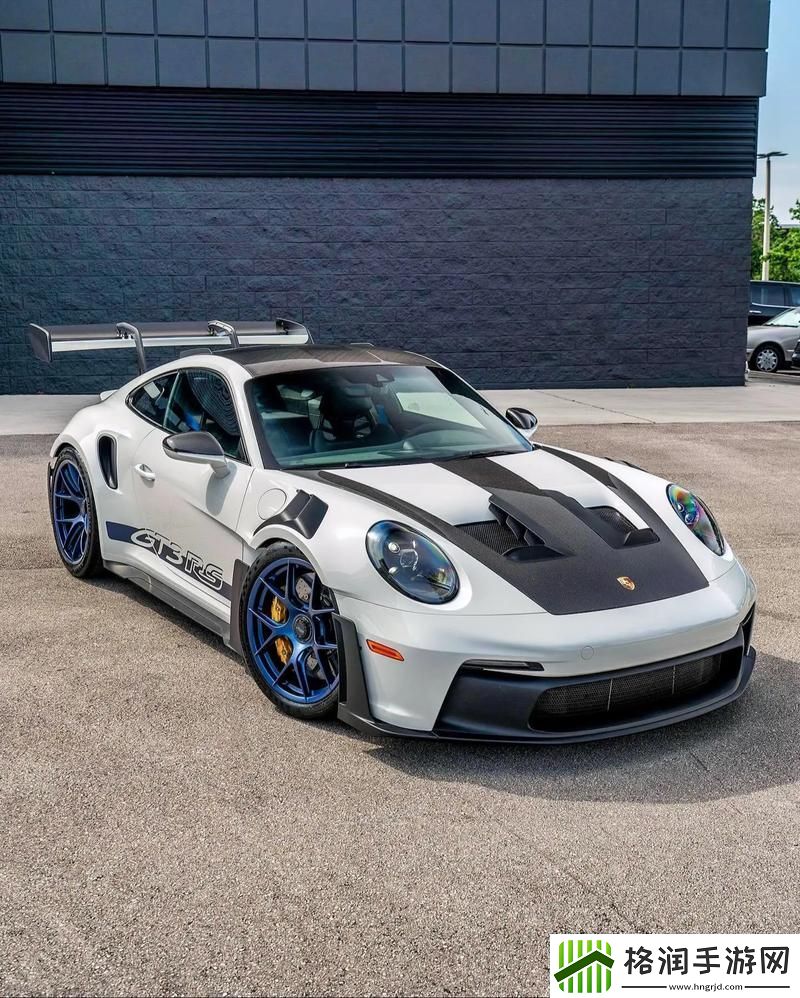 重新定义极限驾驶体验——911