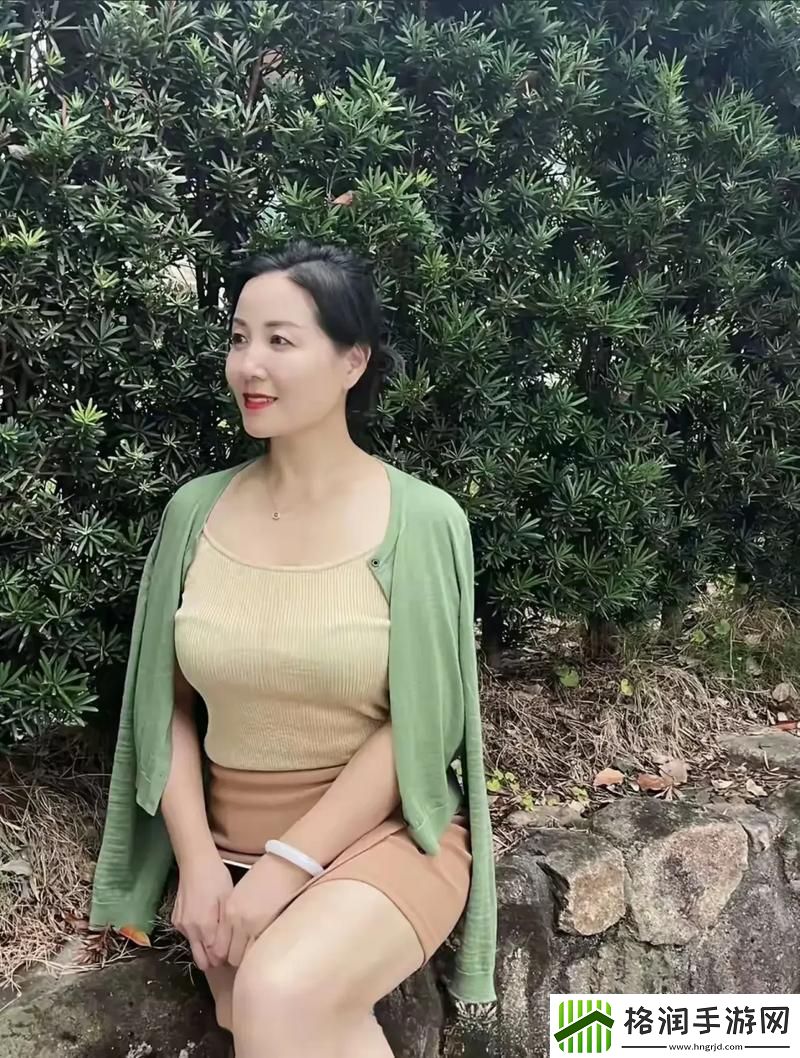 50岁迷人的岳