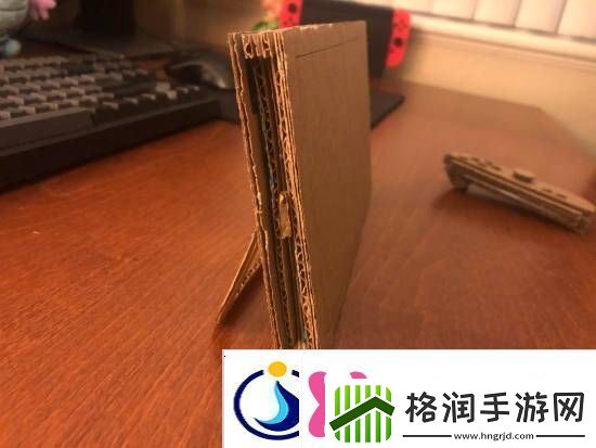 网友自制Switch2原尺寸模型！细节还原原来这么大
