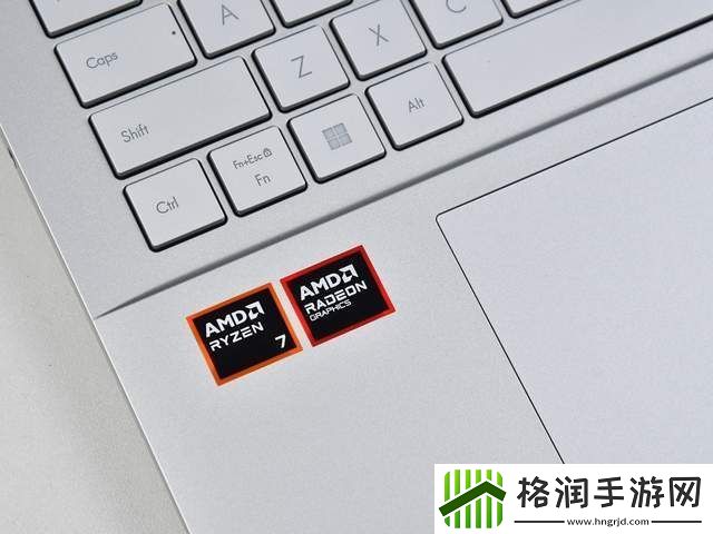 华硕无畏Pro16锐龙版2025