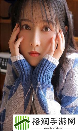 露全乳开襟t恤网站深夜精品版